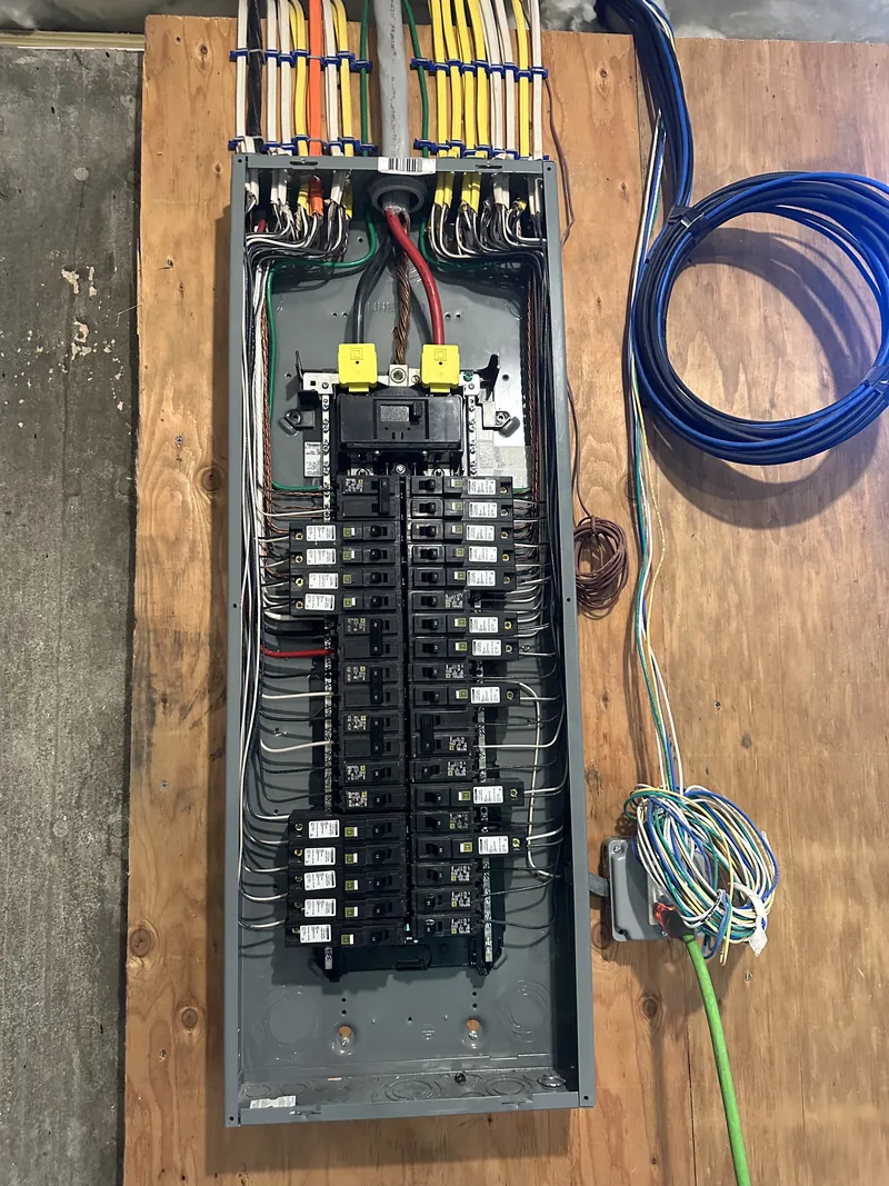New panel with dressed homeruns — MTL Electric, Long Island