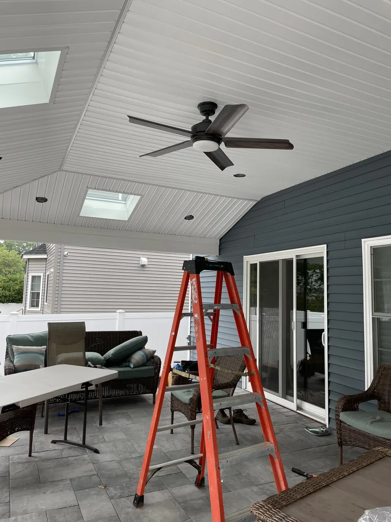 Ceiling fan and recessed lighting in a vaulted sunroom — MTL Electric, Long Island